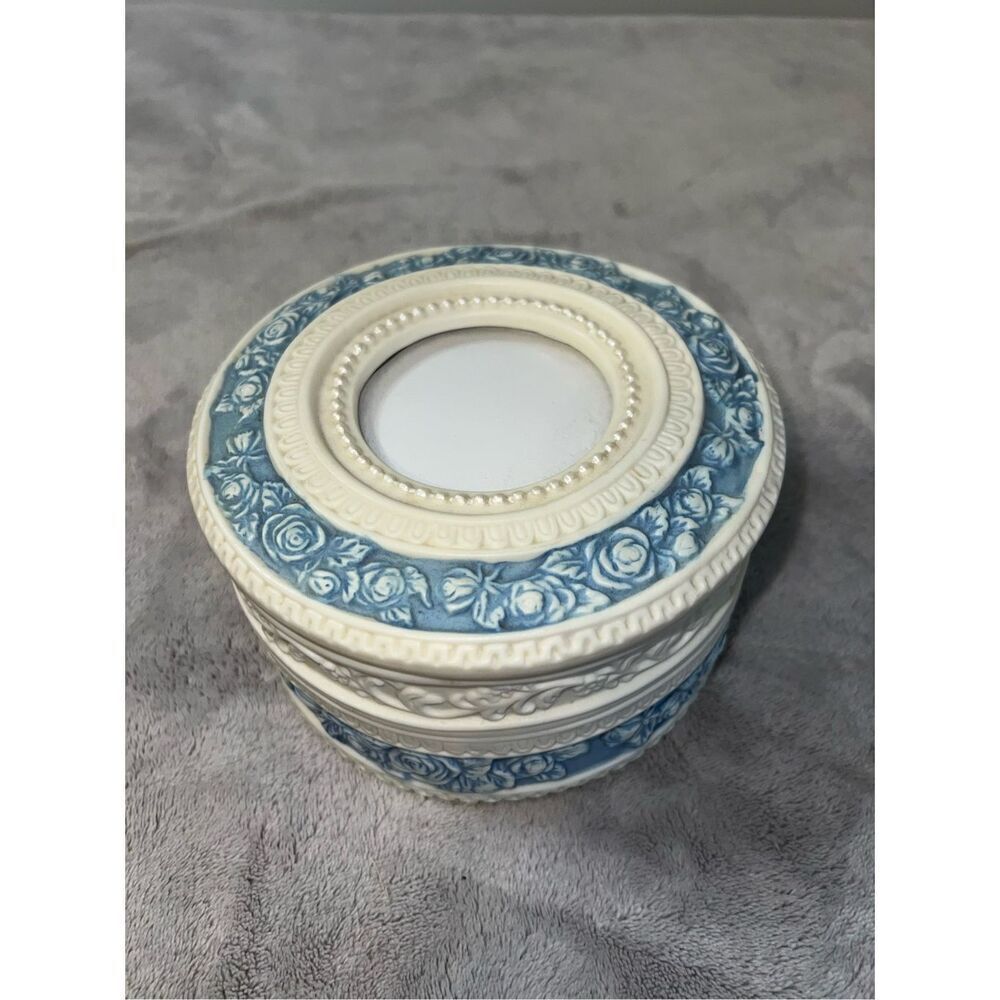 Romantic Shabby Chic PORCELINE Floral Jewelry Box Picture Box